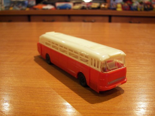 Ikarus 66, autóbusz modell, 1/87 Régi játék