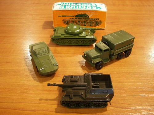 Szovjet katonai fém járművek ! Régi játék
