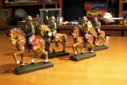 Lineol massá lovaskatonák, német gyártmány az 1930-as évekből! Régi játék