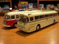 Autóbusz modellek 1/43-as méretarányban Régi játék